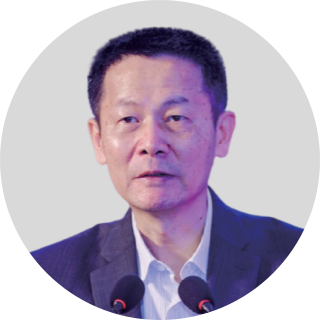 吴 清